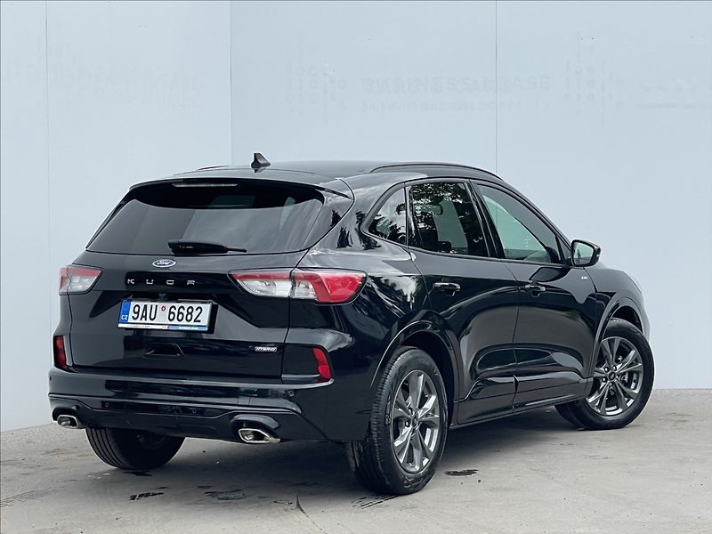 Ford Kuga 2,5 Duratec HEV CVT ST-Line X - fotka 3 z 24