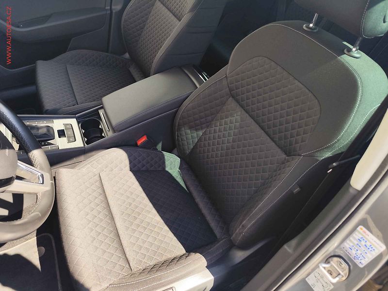 Škoda Superb (2019) 1.6TDi, DSG, LED - fotka 8 z 27