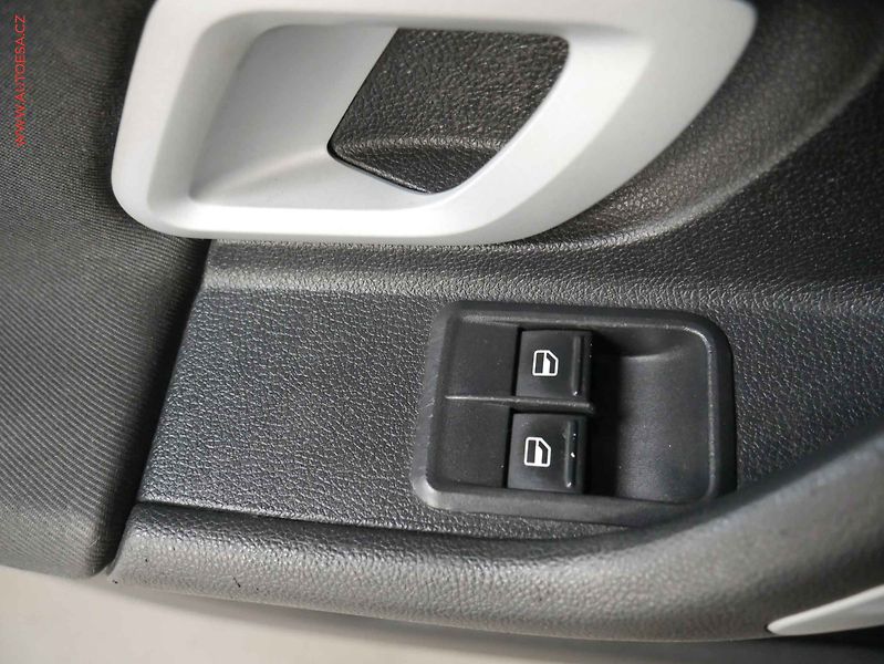 Škoda Fabia (2009) 1.4 TDi, Ambition, TZ - fotka 16 z 17