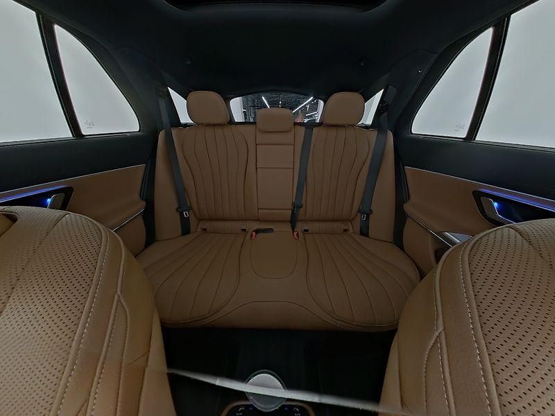Mercedes-Benz Třídy E E300de 4M All terrain Premium+ - fotka 5 z 9