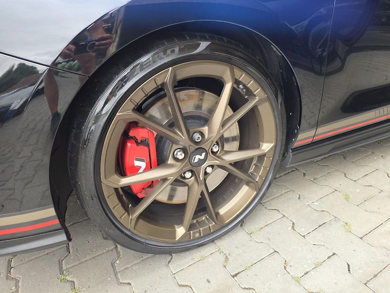 Hyundai i30 2.0-N-206kw-LIMIT EDICE 25ks - fotka 11 z 40