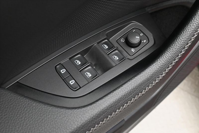 Škoda Kodiaq 2,0 TDI 142 kW DSG 4x4 7/míst - fotka 27 z 35