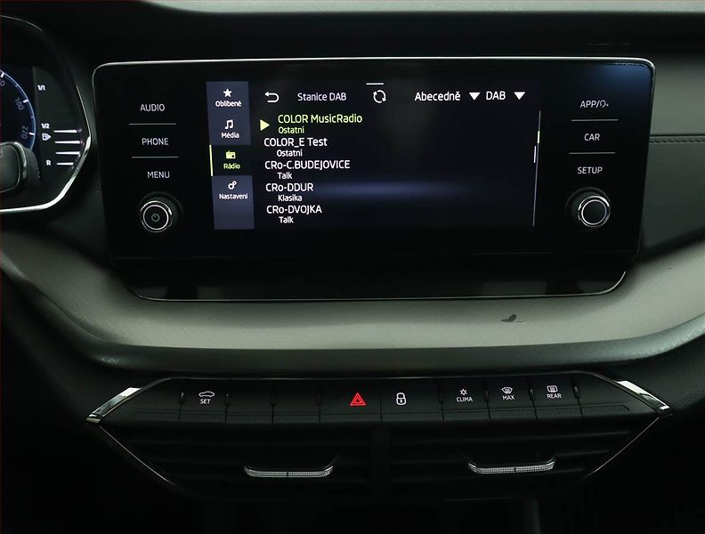 Škoda Octavia (2023) Ambition 2.0 TDI, ČR,1.maj - fotka 12 z 15