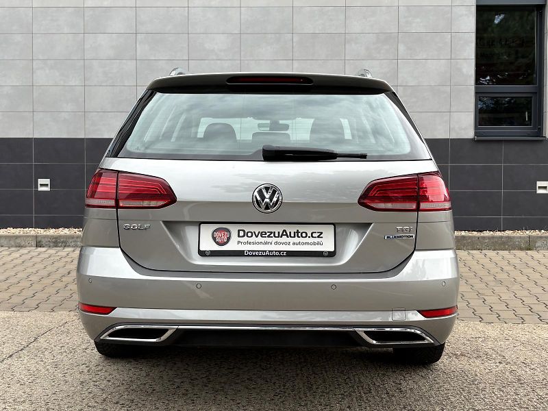 Volkswagen Golf Variant 1.4TGI 81 kW Highline ČR,1.MAJ - fotka 7 z 50