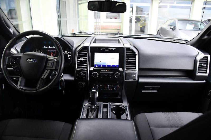 Ford F-150 2.7 L ECOBOOST XLT SPORT 4X4 - fotka 5 z 38