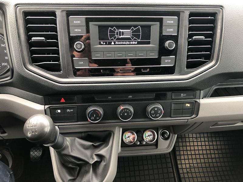 Volkswagen Crafter 2,0 TDI - fotka 21 z 29