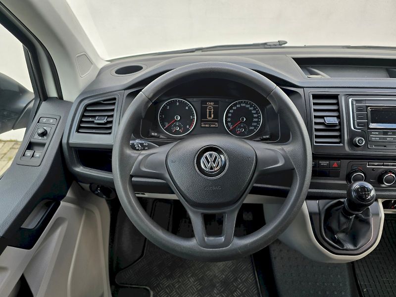 Volkswagen Transporter (2019) 2,0TDI 110KW - fotka 7 z 23