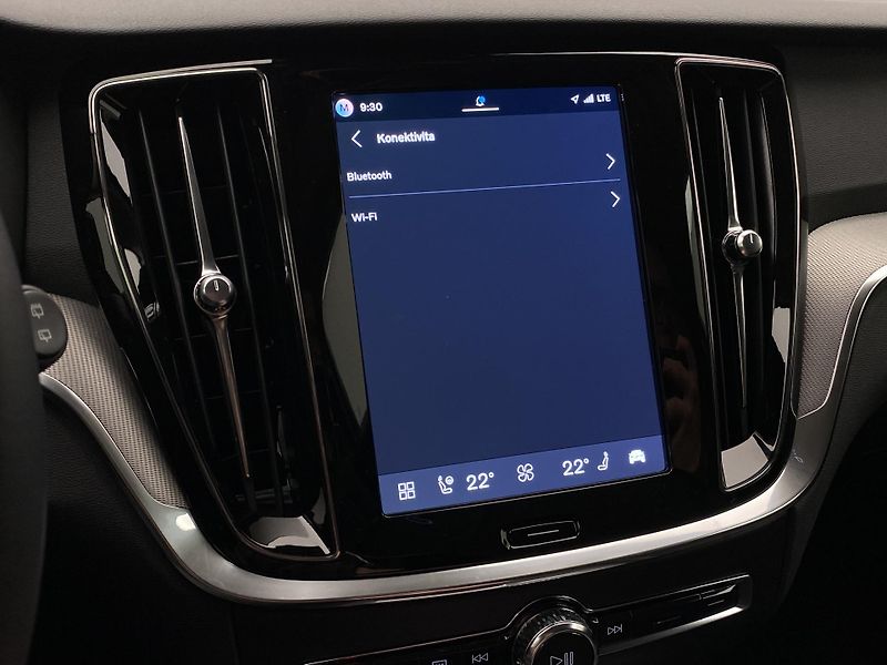 Volvo V60 (2026) B4 AUT DARK PLUS - fotka 54 z 61