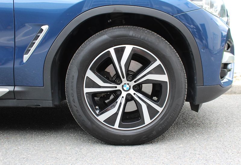 BMW X3 xDrive20d - fotka 6 z 22