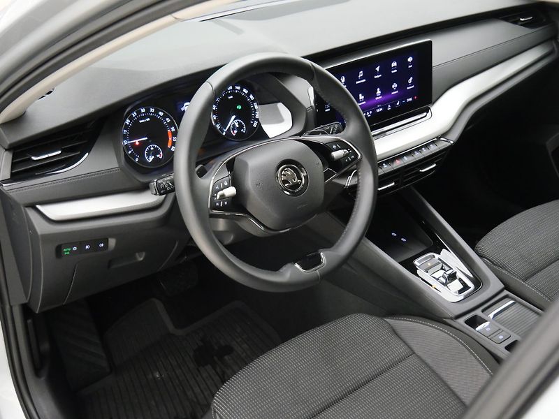 Škoda Octavia - fotka 5 z 23