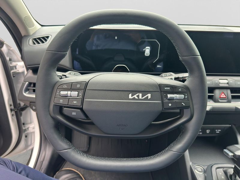 Kia K4 (2026) 1.6 T-GDI 110kW Exclusi - fotka 12 z 13
