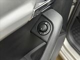 Škoda Octavia 1,6 TDi 6ST. MAN. NAVI SENZORY - náhled 26