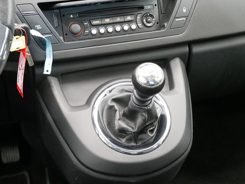 Citroën C4 Picasso - fotka 21 z 25
