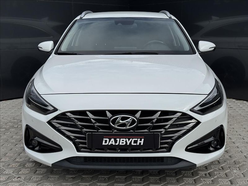 Hyundai i30 1,6 CRDI Smart ČR DPH - fotka 4 z 31