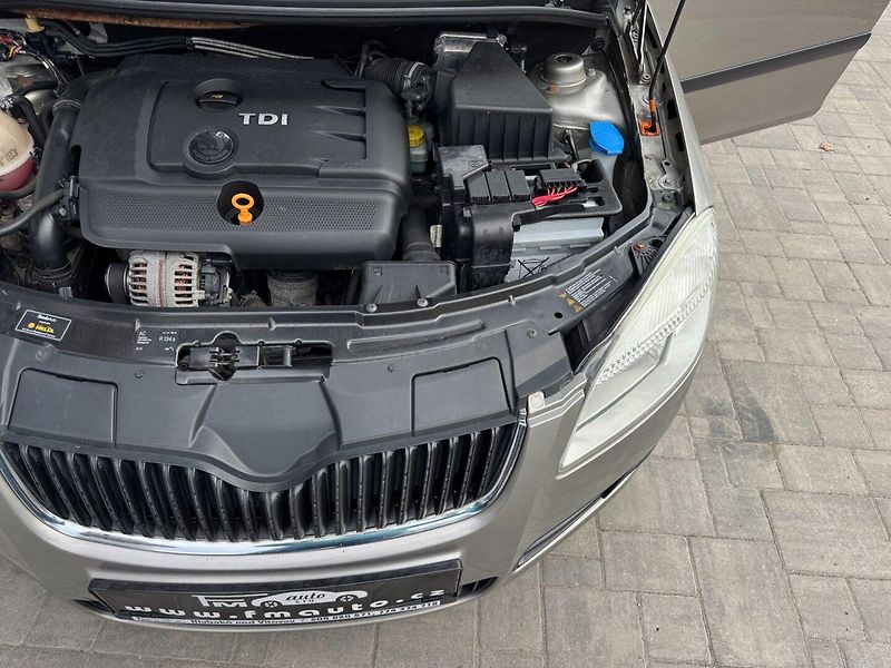 Škoda Roomster (2008) 1.4TDi - fotka 32 z 33