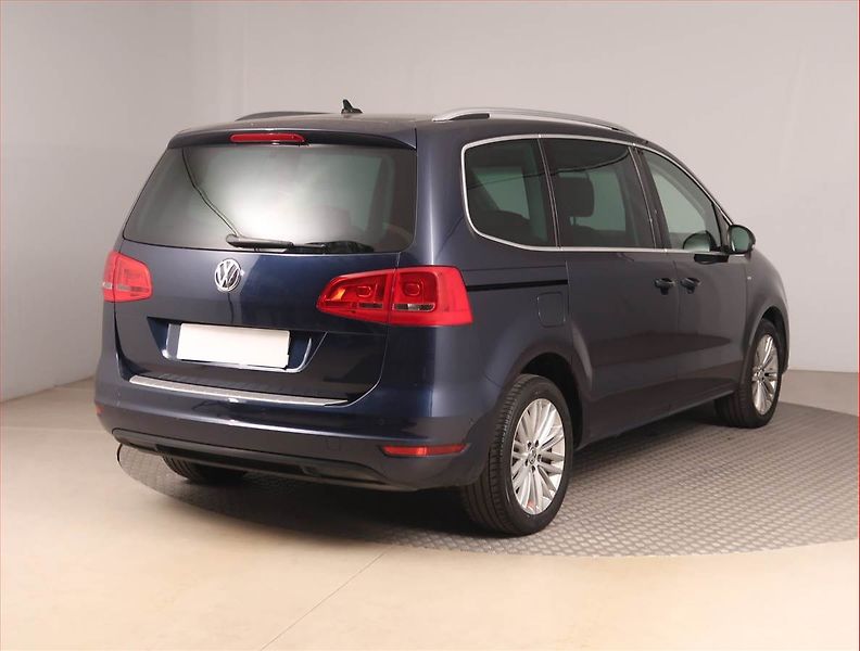Volkswagen Sharan (2015) 2.0 TDI, Automat, 7 míst - fotka 5 z 18