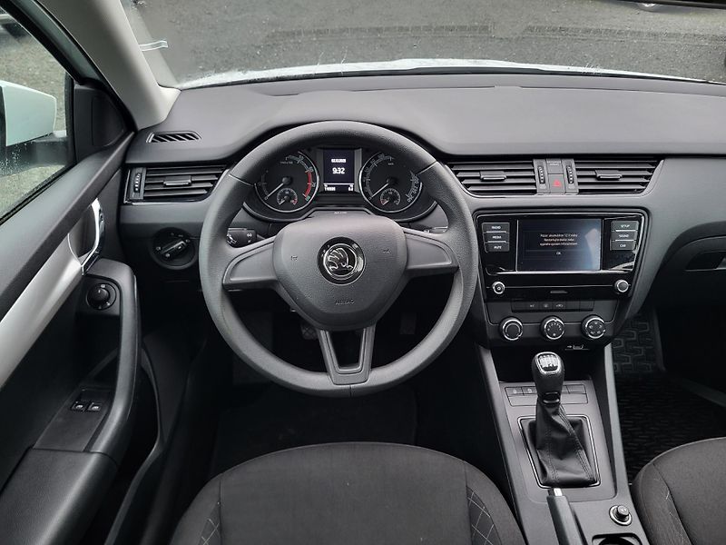 Škoda Octavia III FL combi 1.0 TSI 85kW - fotka 9 z 43