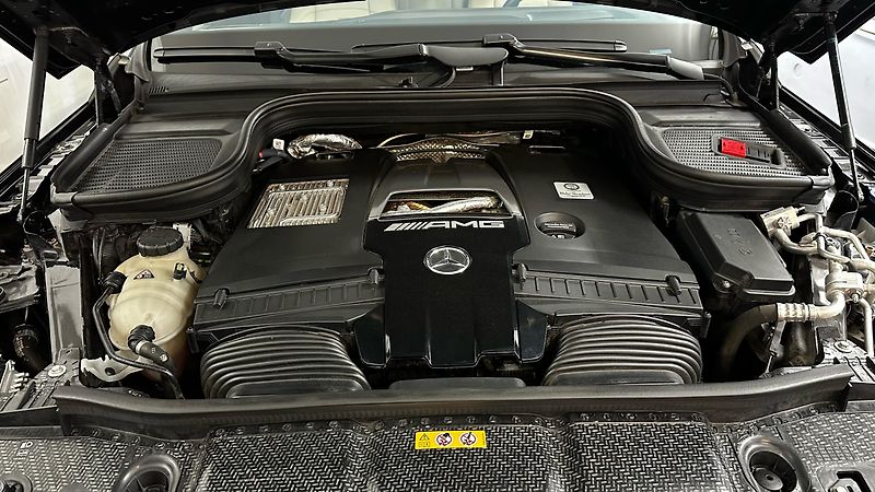Mercedes-Benz GLS 63 AMG / TOP VÝBAVA  - fotka 79 z 80