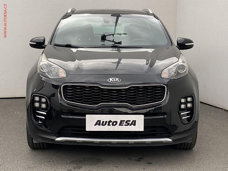Kia Sportage (2016) 2.0 CRDi, GT Line, panor - fotka 2 z 20