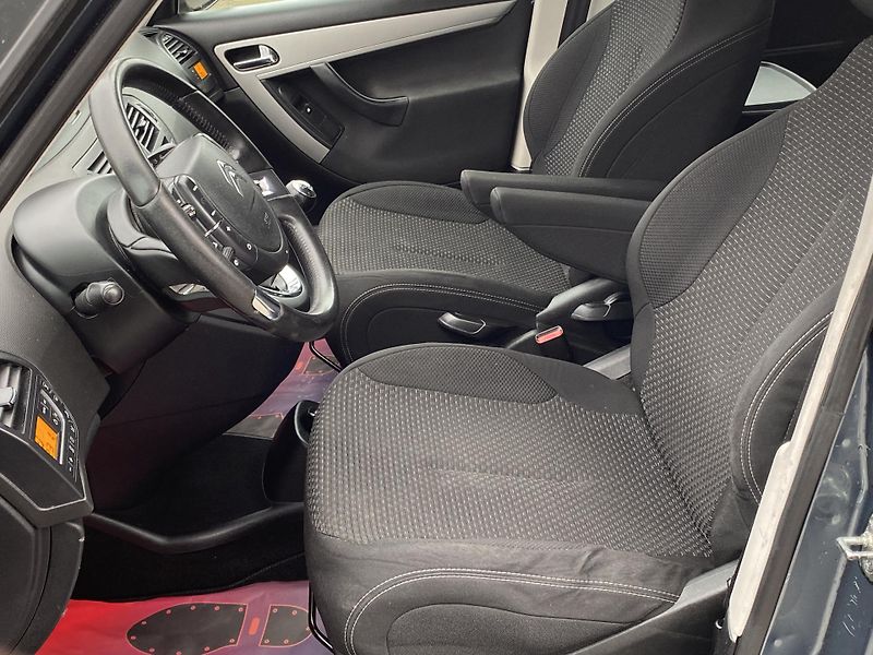 Citroën C4 Picasso (2012) 1,6 HDi  - fotka 24 z 35