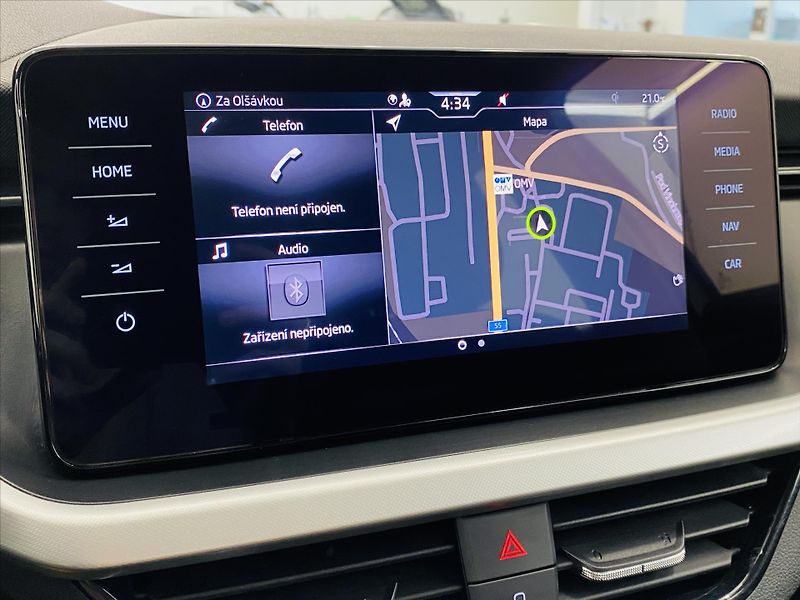 Škoda Kamiq 1,0 TSI 81kW Ambition - fotka 12 z 25