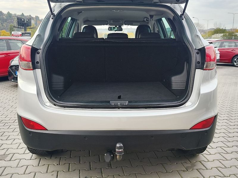 Hyundai ix35 2.0 CRDI/100kW Style - fotka 9 z 33