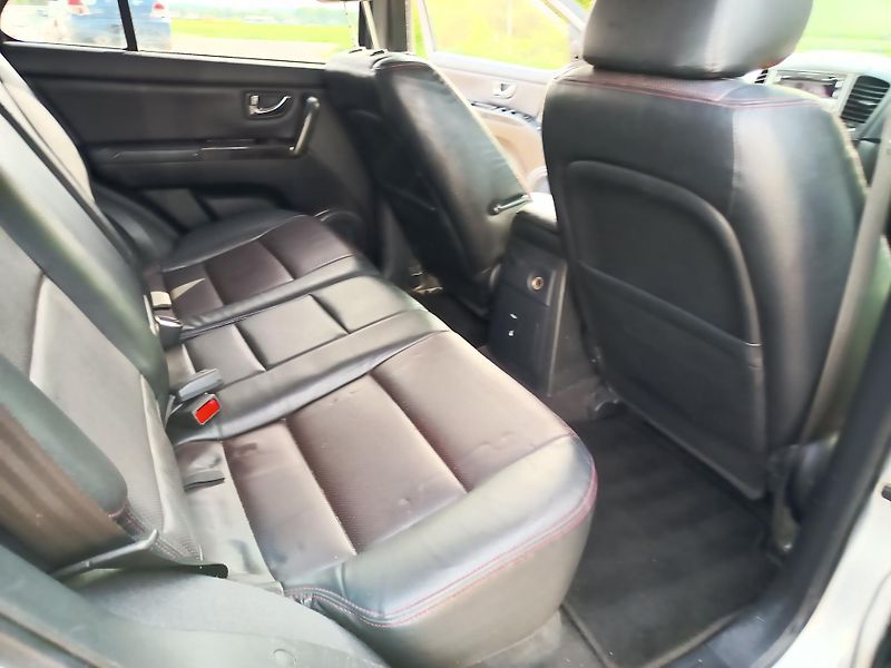 Kia Sorento (2007) 2.5 VGT tažné na 3t. - fotka 31 z 46