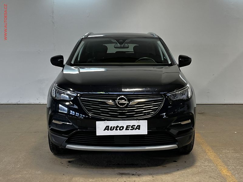 Opel Grandland X (2018) 1.5 CDTi, Innovation, TZ - fotka 2 z 19