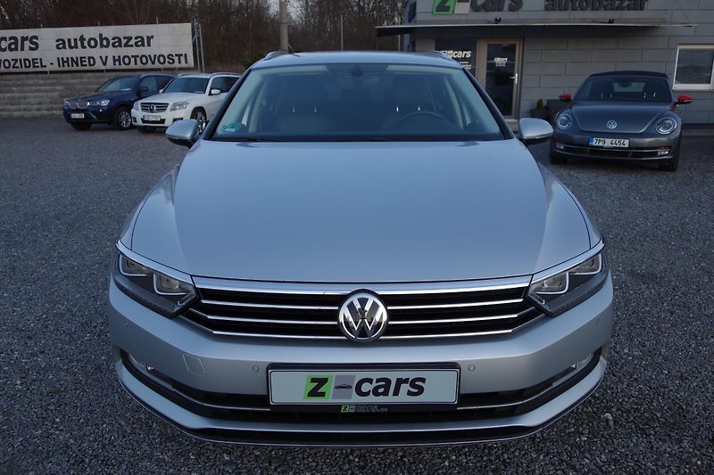 Volkswagen Passat 2.0TDi Highline 110kW DSG LED - fotka 2 z 23