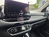 Hyundai i30 1.5-1.MAJITEL-NAVI-KAMERA - náhled 20