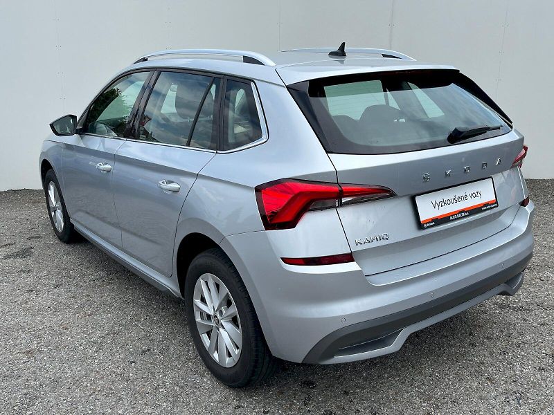 Škoda Kamiq (2023) 1.0 TSI 81 kW Style - fotka 24 z 25
