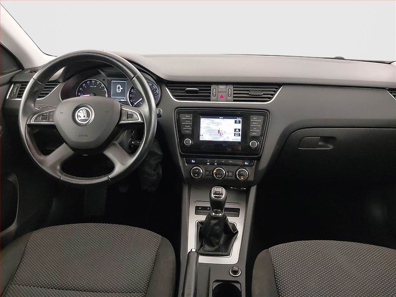 Škoda Octavia (2014) Greenline 1.6 TDI, Serv.kniha - fotka 8 z 19