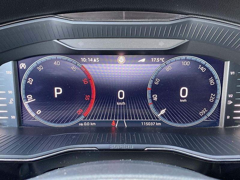 Škoda Superb (2023) Combi 2.0 TDI 4x4 DSG L&K - fotka 7 z 41