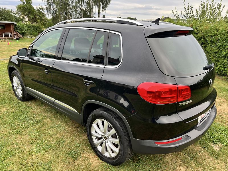 Volkswagen Tiguan 2.0TDI 103KW,4x4,SPORT,LOUNGE - fotka 5 z 49