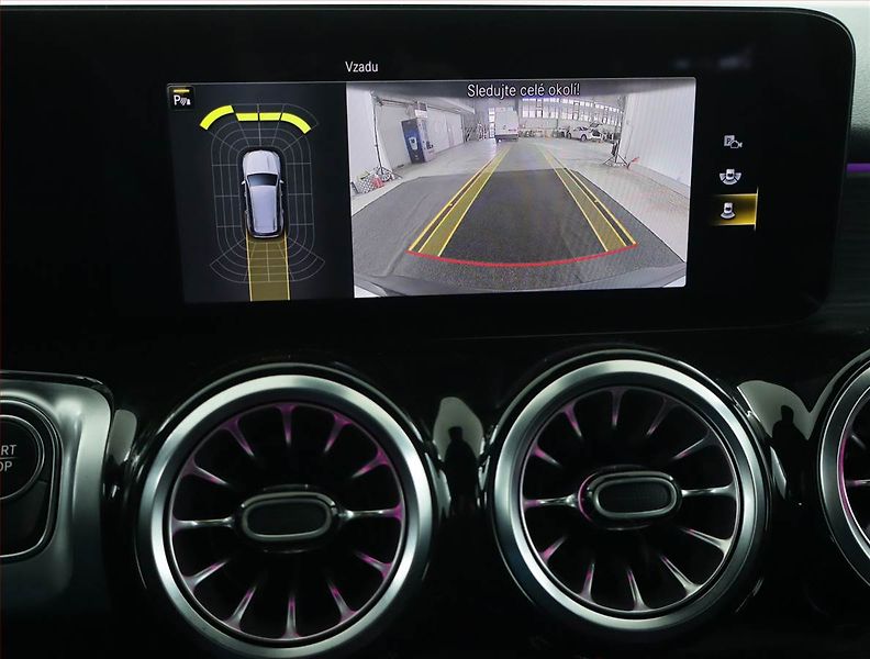 Mercedes-Benz EQB (2022) 250, SoH 98% - fotka 19 z 23