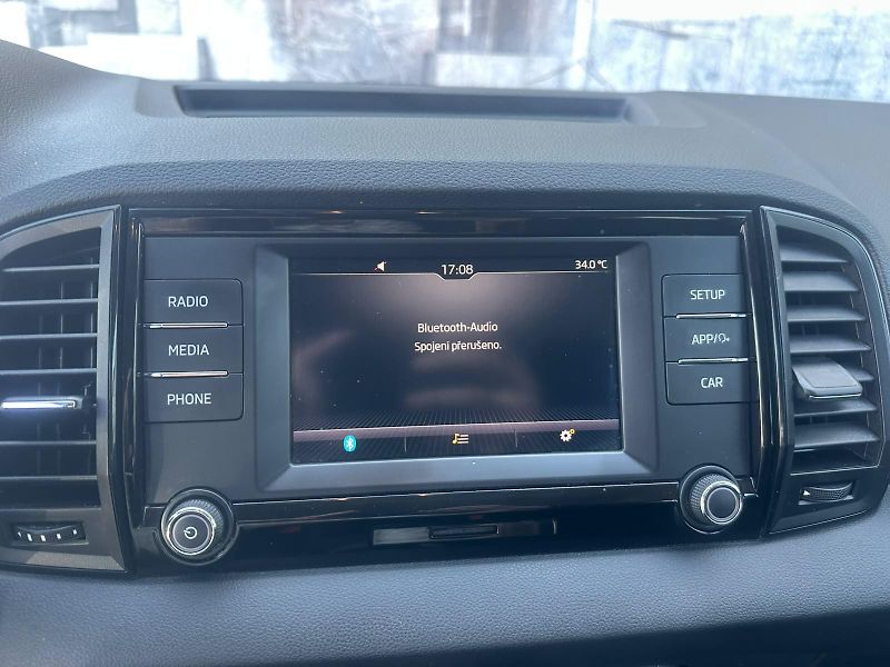 Škoda Karoq (2019) 1.6TDi, 85KW, NOVÉ ROZVODY - fotka 18 z 22