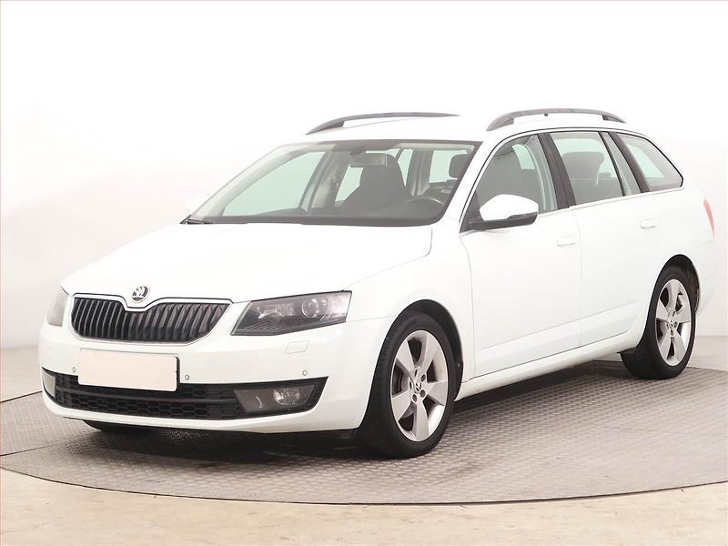 Škoda Octavia (2015) Style 2.0 TDI, Automat, Navi - fotka 2 z 15