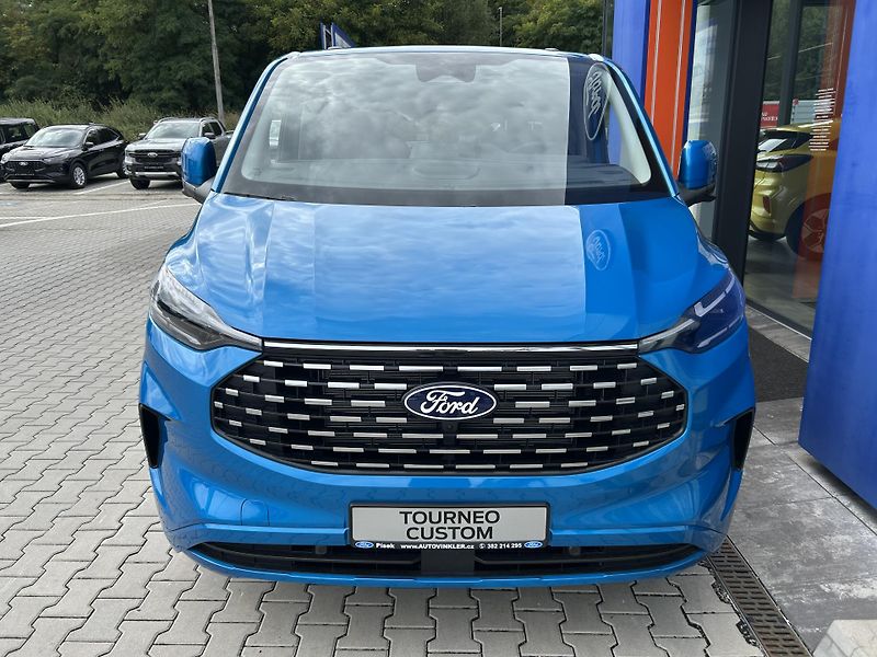 Ford Tourneo Custom Titanium X L2 SPACÍ VESTAVBA - fotka 2 z 42