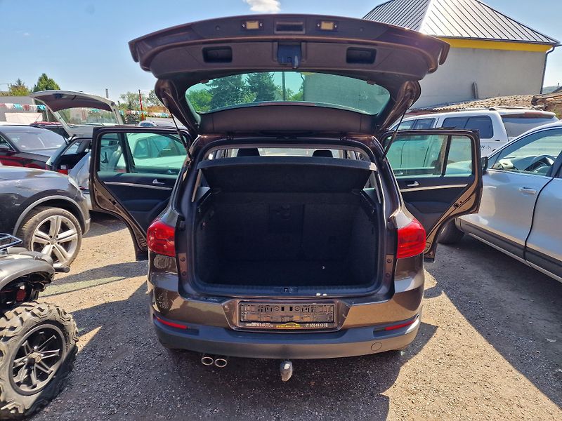 Volkswagen Tiguan 2,0TDI 125KW SPORT&STYLE 4x4 - fotka 8 z 18