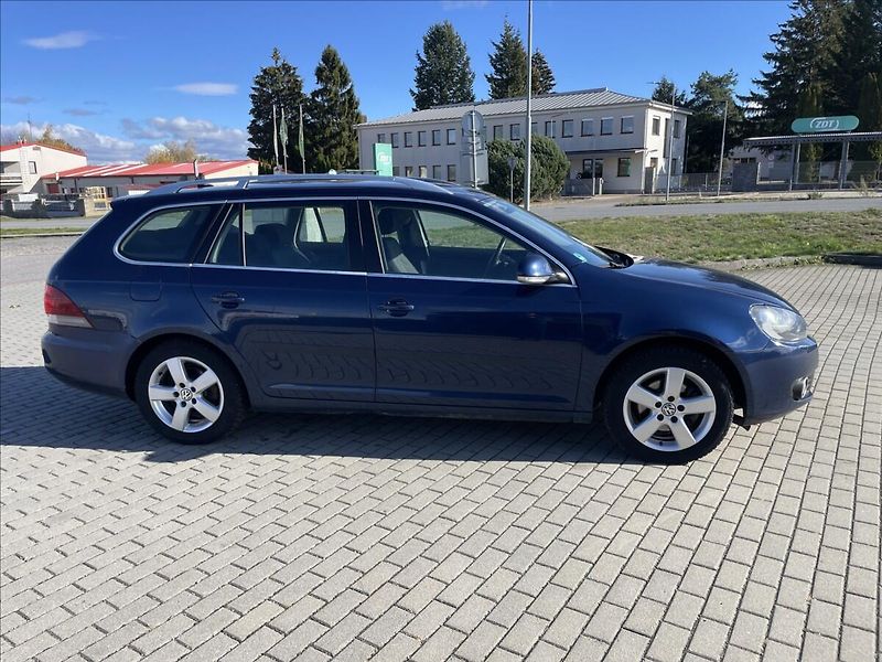 Volkswagen Golf 1,4 TSi 90kw DSG Comfortline G - fotka 5 z 44