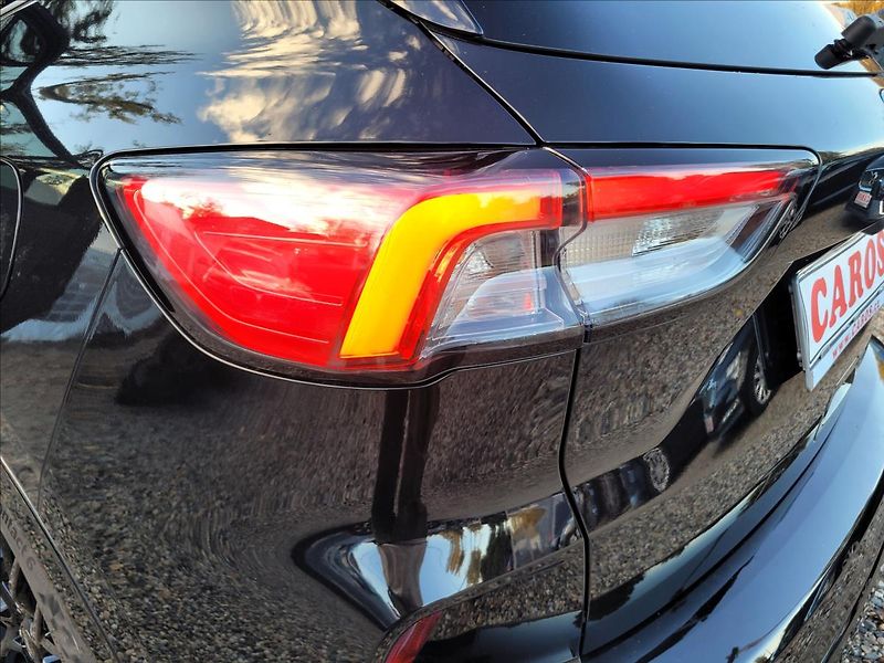 Ford Kuga 2,5 PHEV,ST-line X,kůže,Led - fotka 44 z 50