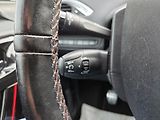 Peugeot 2008 (2019) 1.2 PT 130 GT line MAN 6 - náhled 24