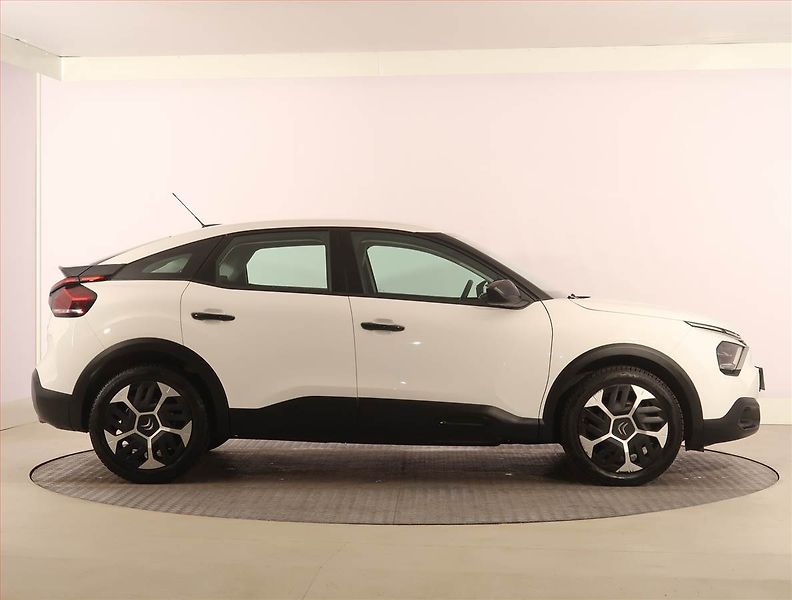 Citroën C4 (2021) 1.2 PureTech, Serv.kniha - fotka 6 z 19