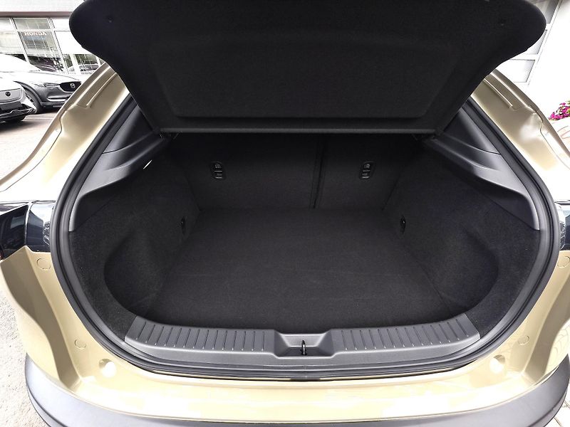 Mazda CX-30 (2026) 2.5i A/T. NAGISA edice - fotka 7 z 13