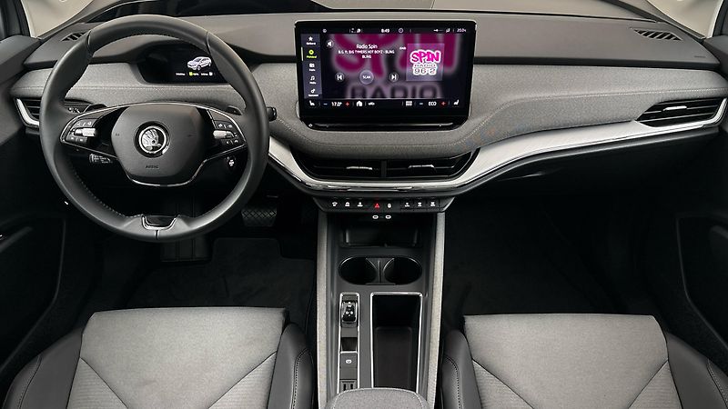 Škoda Enyaq 82 kWh AUT 80 Loft - fotka 8 z 31