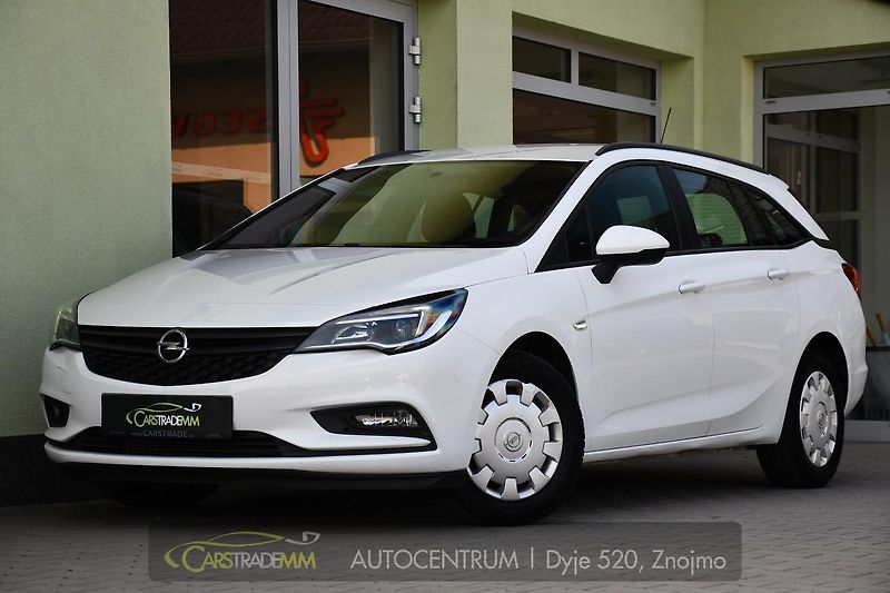 Opel Astra 1.6CDTi CARPLY NAVI - fotka 1 z 40