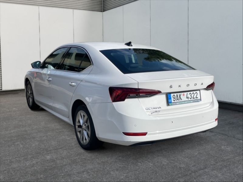 Škoda Octavia 1,5 TSI 110 Style - fotka 4 z 11