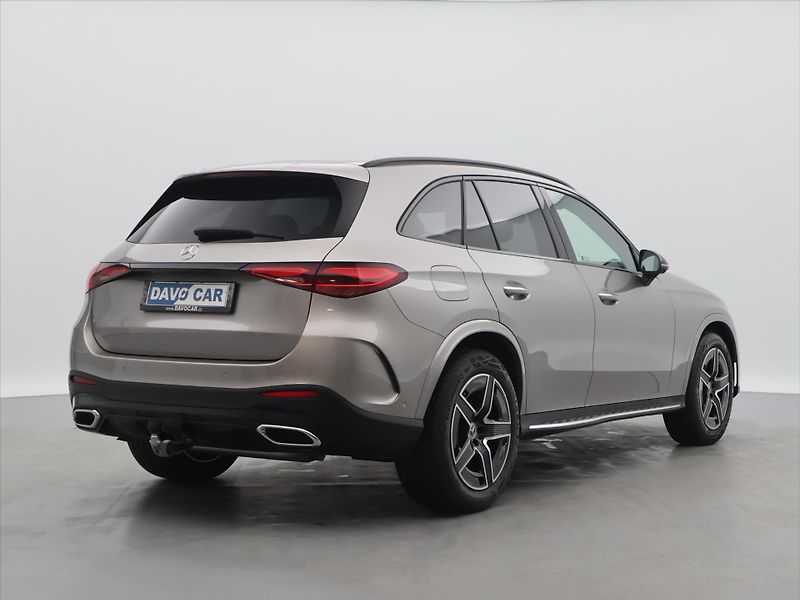 Mercedes-Benz GLC 2,0 300 4Matic AMG CZ 1Maj - fotka 7 z 41