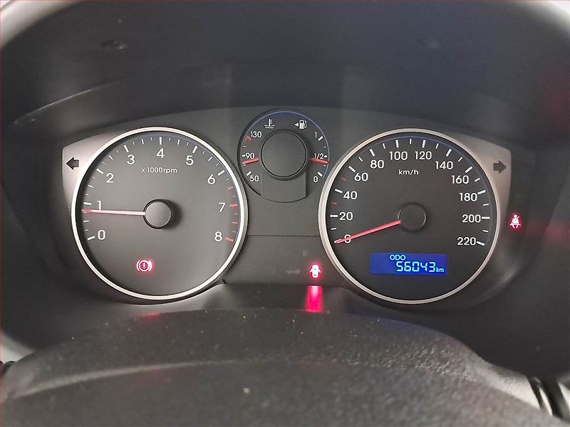 Hyundai i20 (2013) 1.2 - fotka 11 z 13
