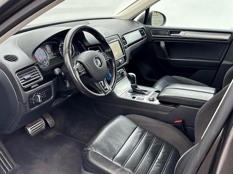 Volkswagen Touareg ČR - fotka 6 z 28